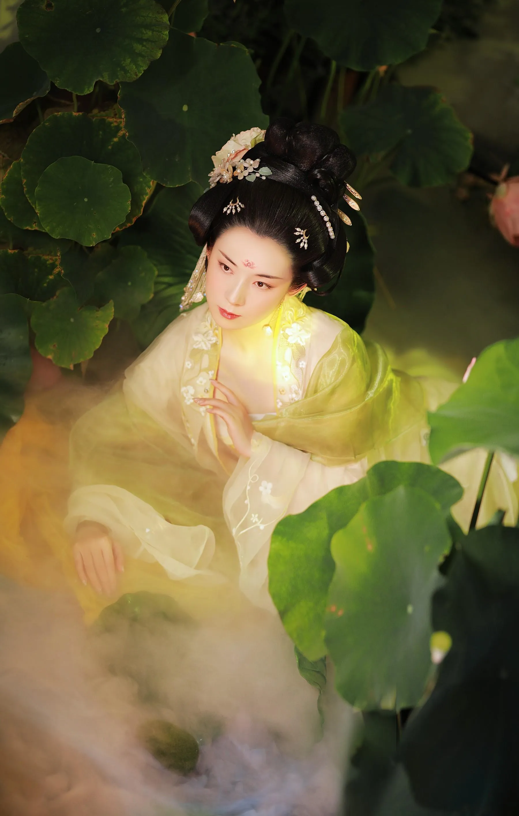 [YITUYU艺图语]2022.09.09 云想衣裳花想容 也清秋 [32P]插图9